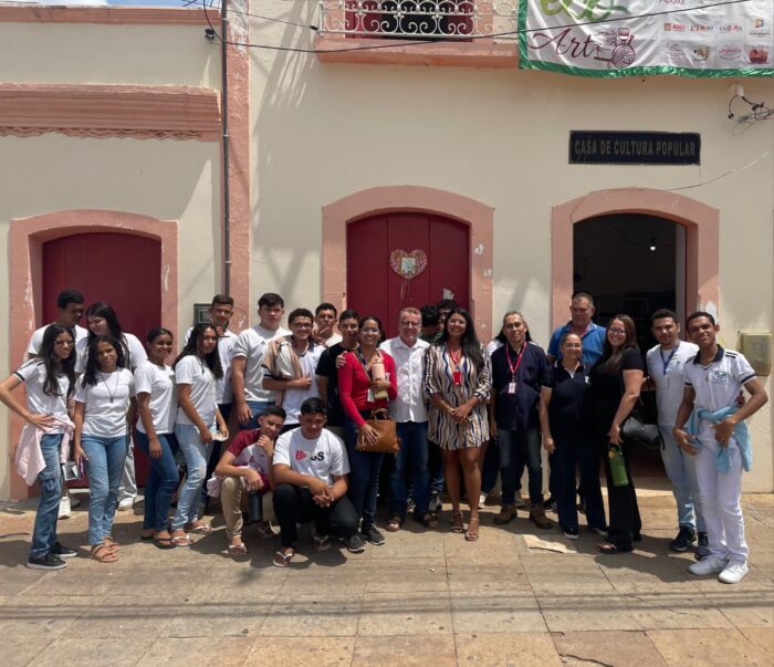 180 anos de Assú: Passeio Histórico aproxima alunos da história da cidade