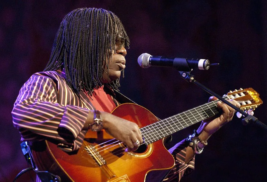 Milton Nascimento é diagnosticado com demência, revela filho