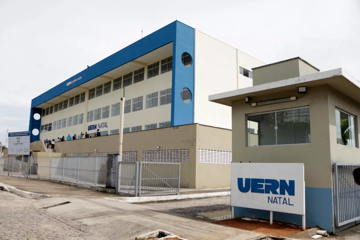 UERN abre concurso para 66 vagas de professores do ensino superior