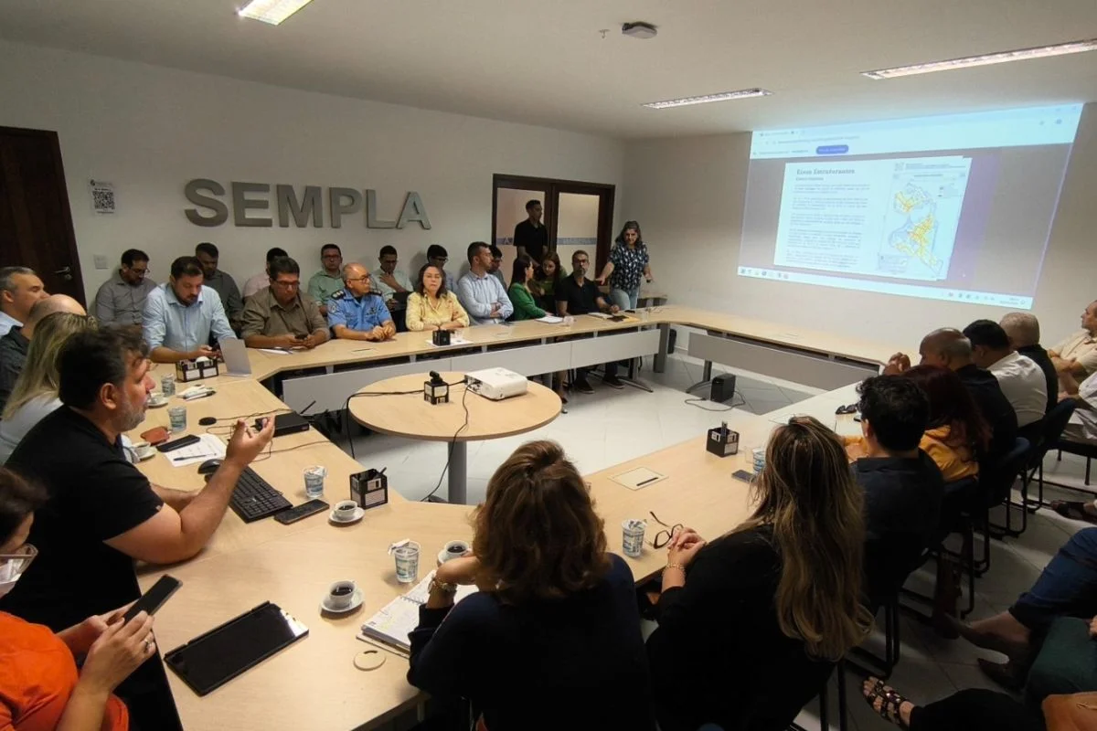 Prefeitura discute ações do Plano Diretor e revitalização da Ribeira e Cidade Alta