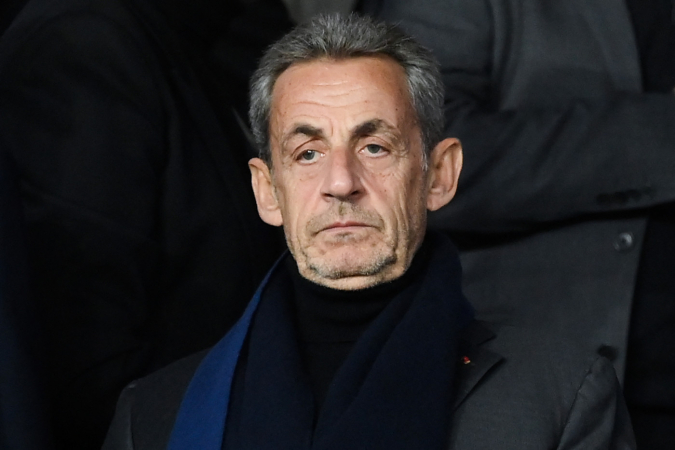 França define nesta segunda-feira data da prisão de Nicolas Sarkozy por financiamento ilegal de campanha