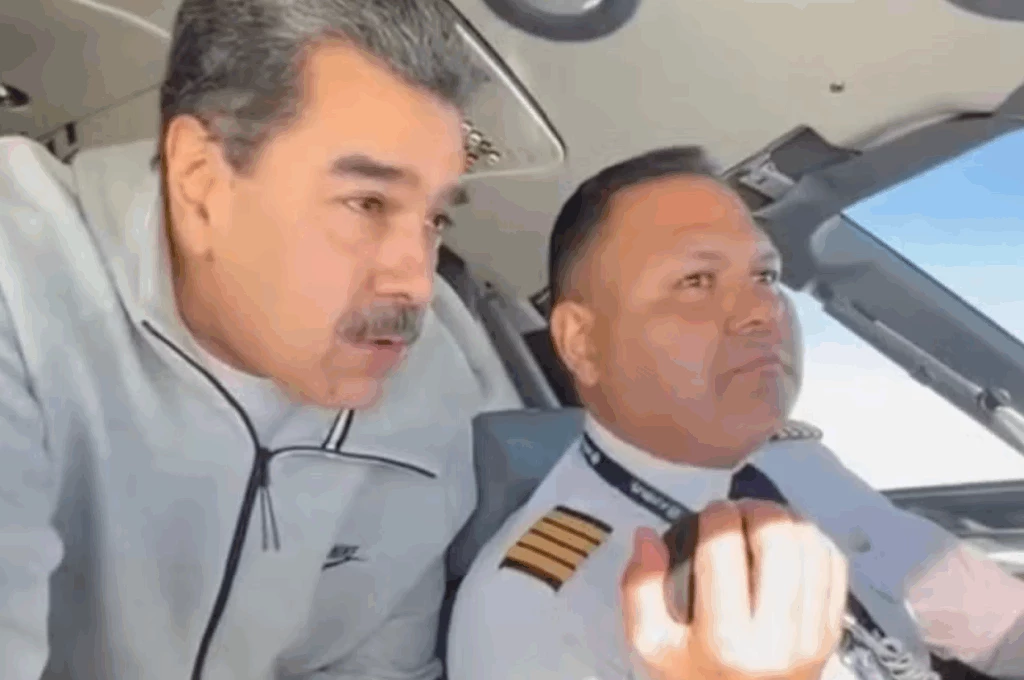 EUA quase convenceram piloto a desviar rota e entregar Maduro