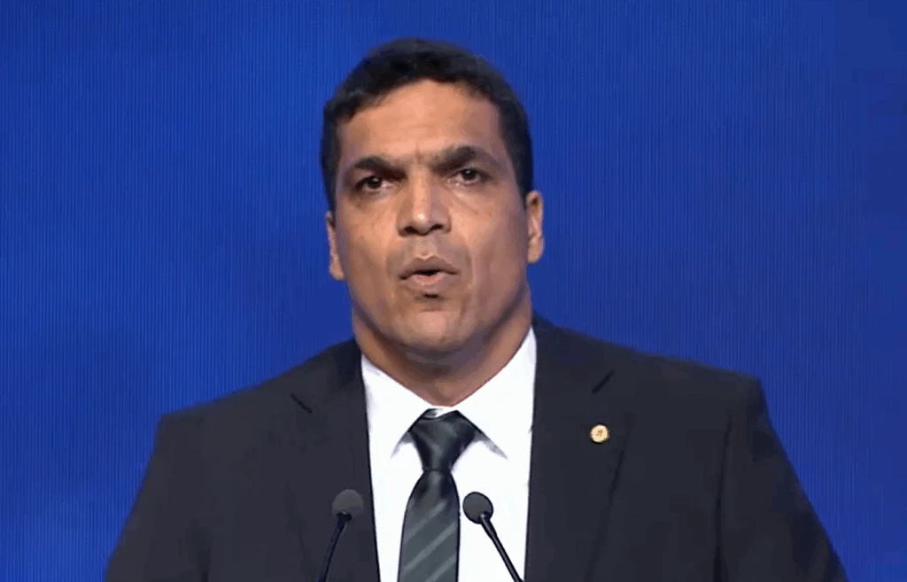 Daciolo anuncia pré-candidatura à Presidência da República