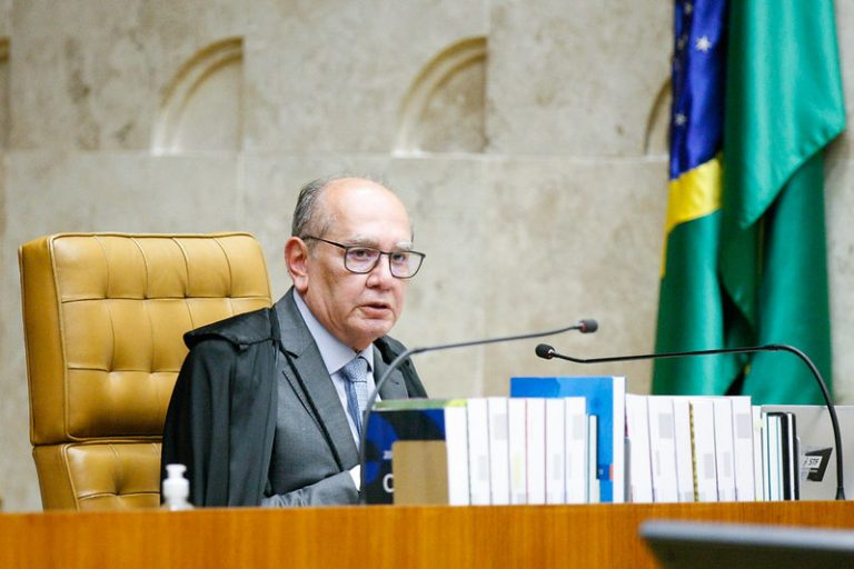 STF derruba decisão de Barroso que autoriza enfermeiros a fazer aborto