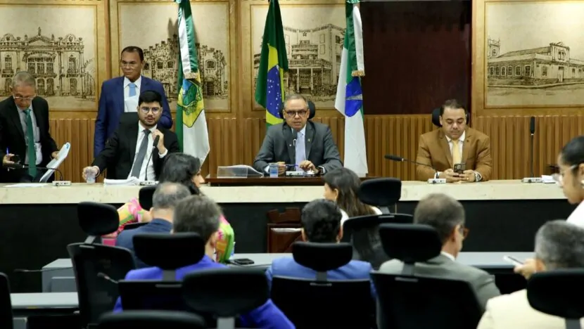 Câmara aprova em 1ª discussão isenção do ISS e subsídio para o transporte público de Natal