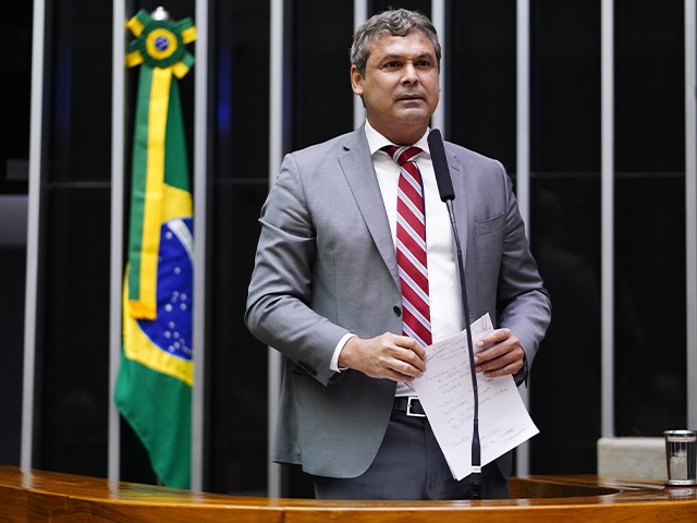 Líder do PT pede ao STF abertura de inquérito contra Cláudio Castro