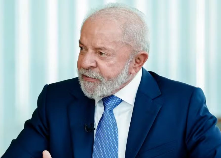 Lula demite aliados infiéis, mas Centrão mantém domínio sobre R$ 97 bilhões e 63 cargos estratégicos
