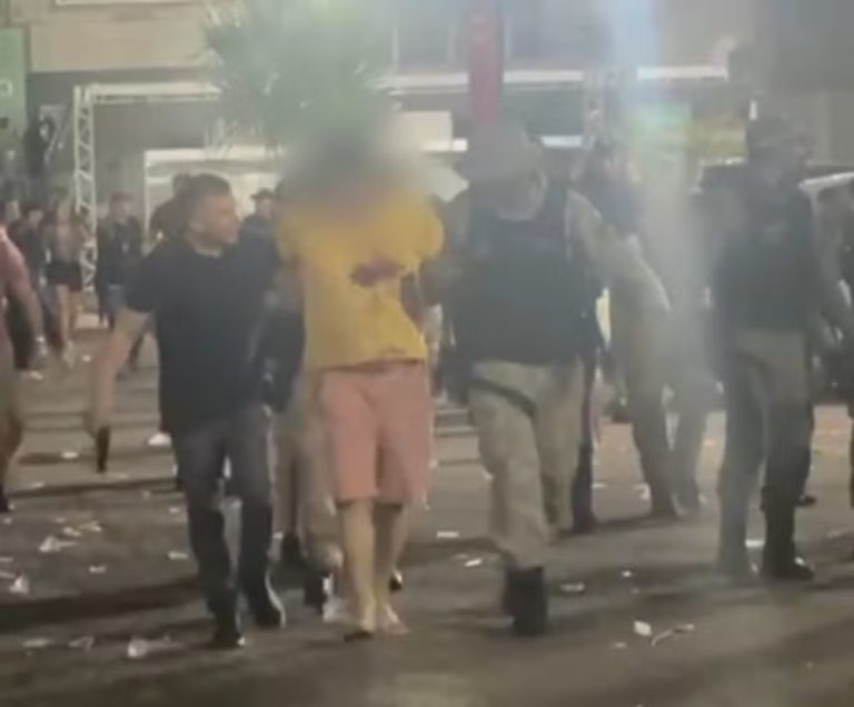 Tiroteio em Apodi acaba com morto e oito feridos na madrugada