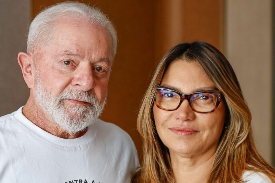 Oposição critica e age contra o sigilo em gastança de Lula e Janja em iate de luxo