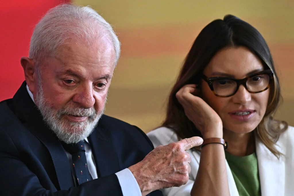 Bases navais são preparadas para festas de fim de ano de Lula