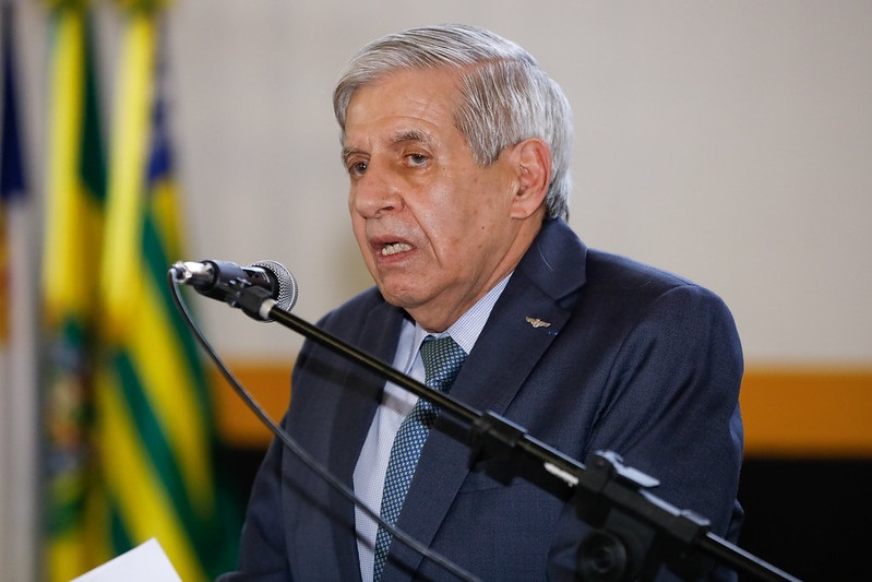 PGR avaliza prisão domiciliar para general Heleno por motivo de saúde