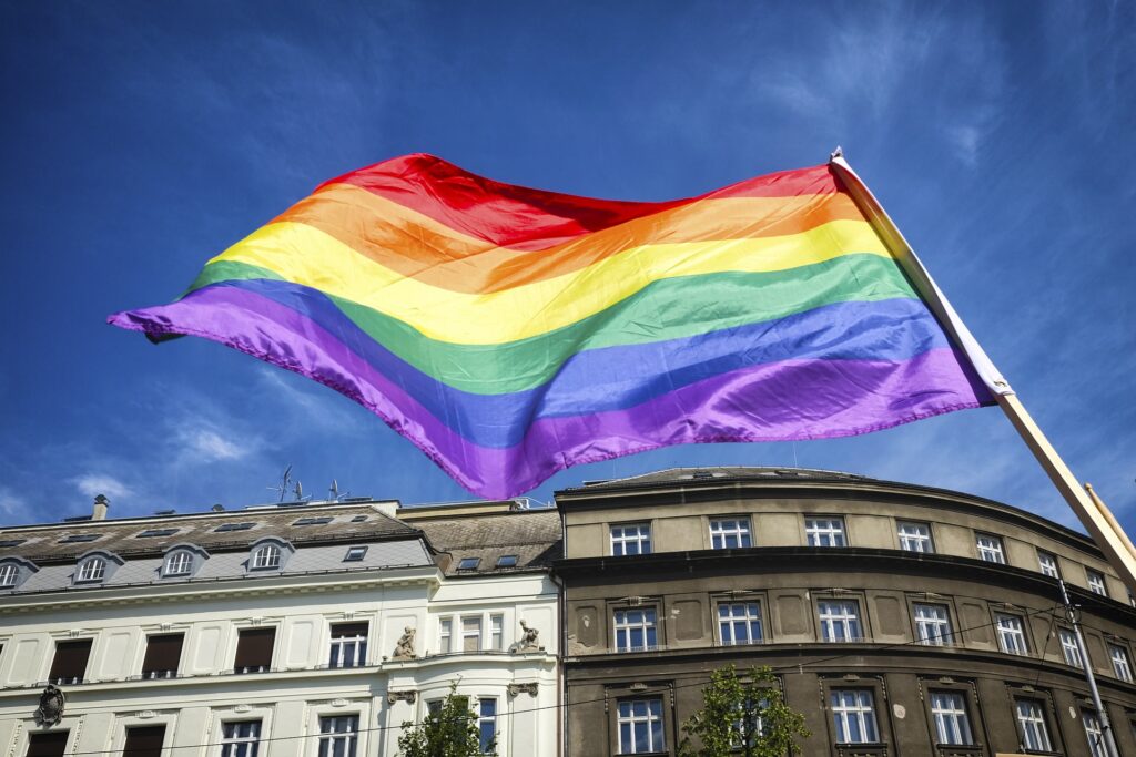 Tribunal superior no Japão decide contra casamento homossexual