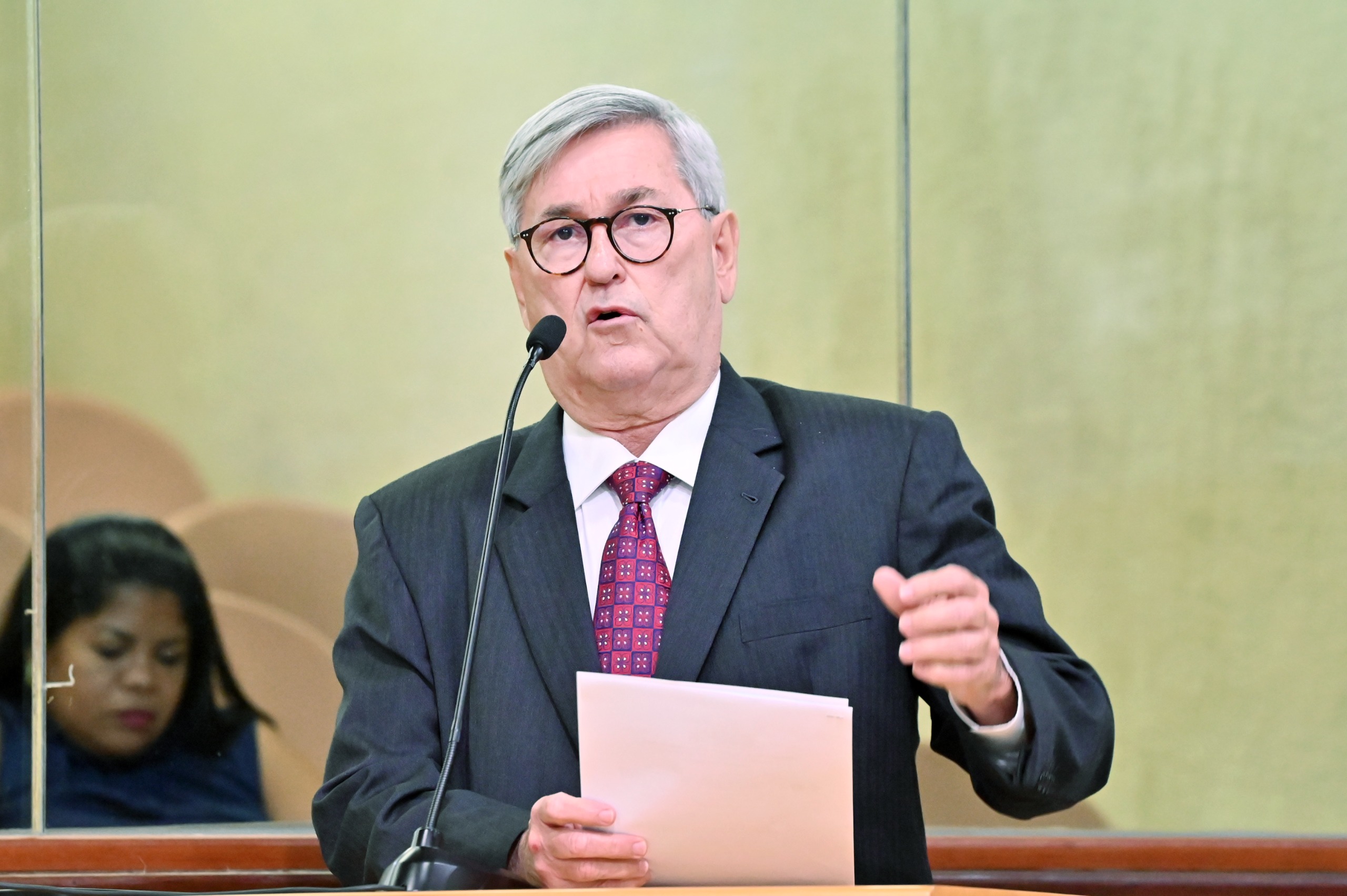 Deputado Tomba apresenta voto de pesar à família de santa-cruzense que morreu sem acesso a UTI