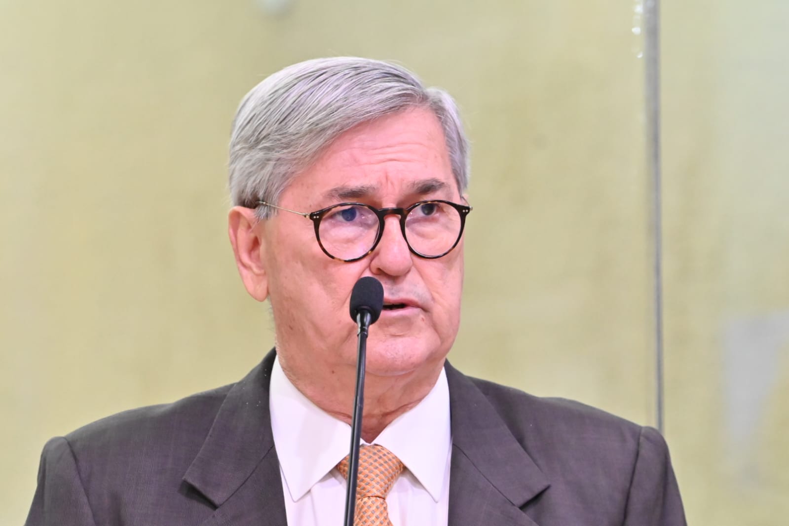 Tomba diz que tomógrafo quebrado de novo retrata o descaso do governo com a saúde do RN
