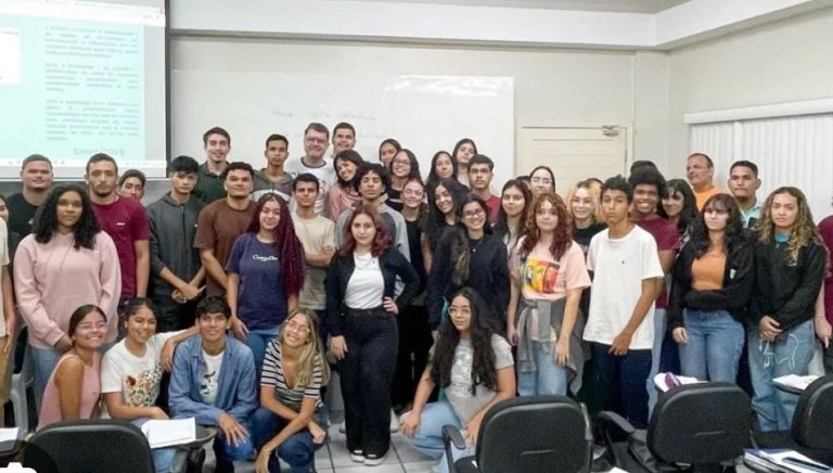 Integra Enem, projeto da Escola da ALRN, acerta tema da redação