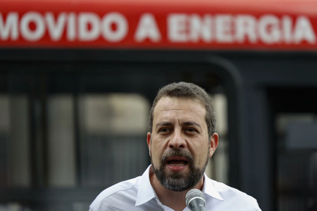 Boulos acusa governadores de direita de “traição à pátria”