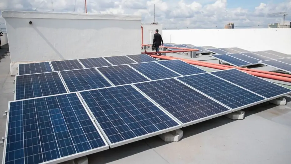Cosern vai suspender novas taxas na conta de luz para quem gera energia solar, diz Procon