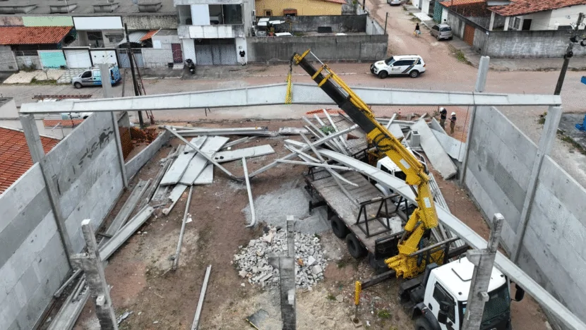 Galpão que desabou em São Gonçalo do Amarante não tinha alvará de construção