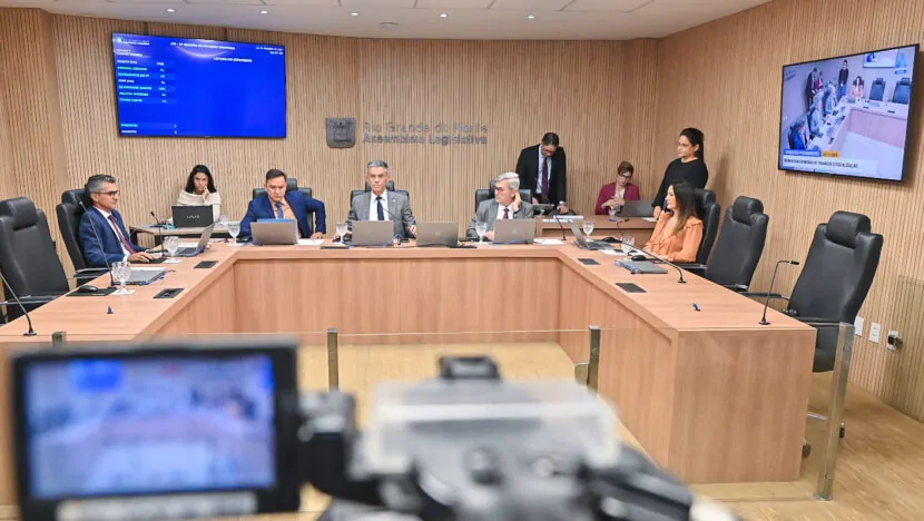 Comissões da ALRN fecham 2025 com mais de 1,1 mil processos aprovados