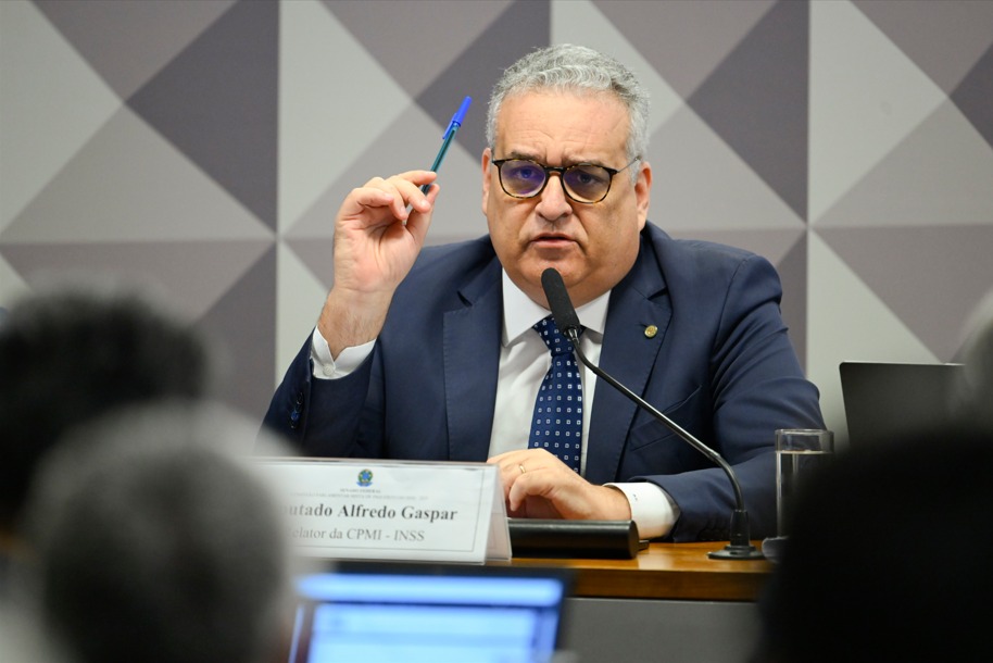 ROUBO DO INSS: Relator da CPMI quer ‘megaoperação’ contra ladrão