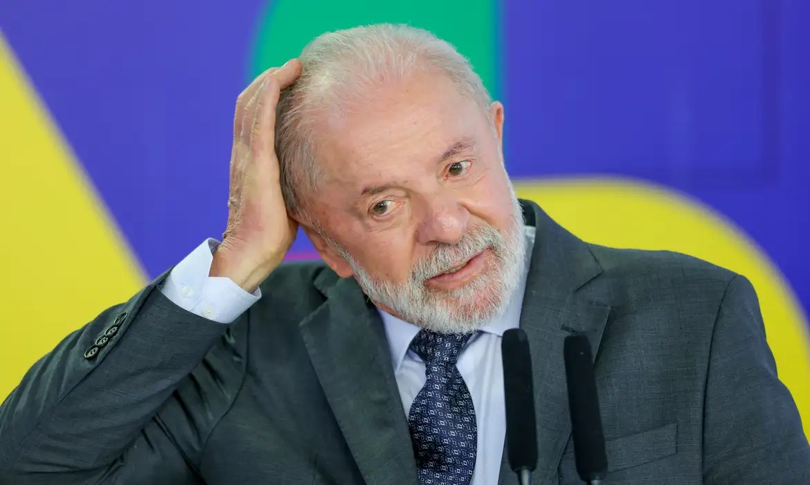 Sob Lula, dívida pública fecha ano em R$10 trilhões