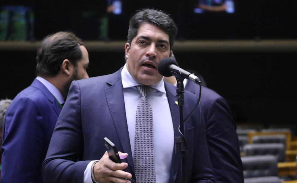 Otto Alencar Filho renuncia ao mandato de deputado federal