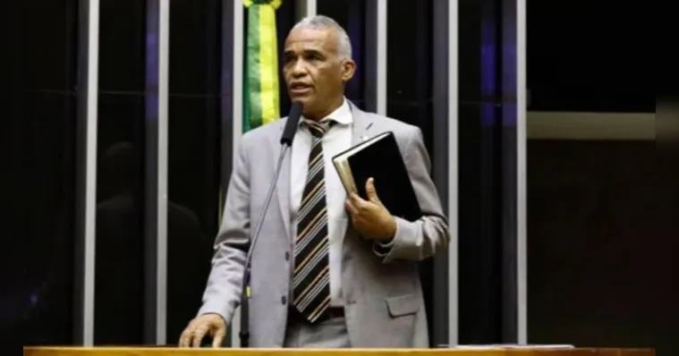 Deputado "ex-gay" quer Dia Nacional do Orgulho Hétero