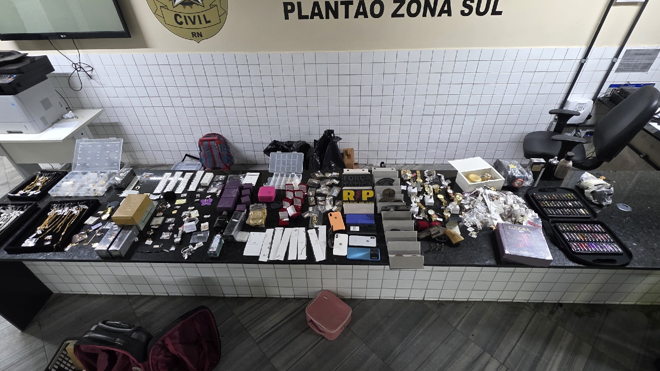 PM prende suspeitos de arrastão em joalheria na Zona Sul de Natal