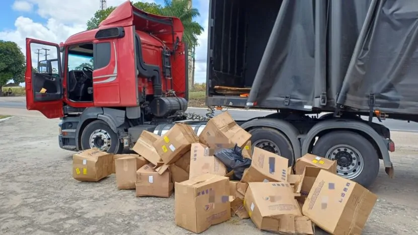PRF e Receita Federal apreendem 700 kg de maconha que seriam entregues no RN