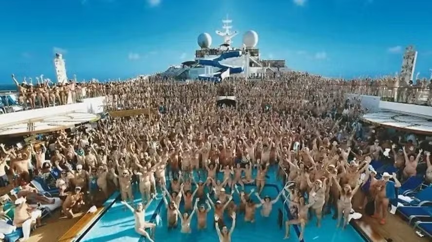 Febre nos Estados Unidos, cruzeiros nudistas têm uma série de regras: uma delas válida só para homens