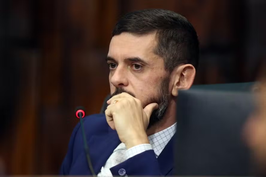 PF afirma que vazamento teria possível objetivo de manter relação de políticos com CV de olho em 2026