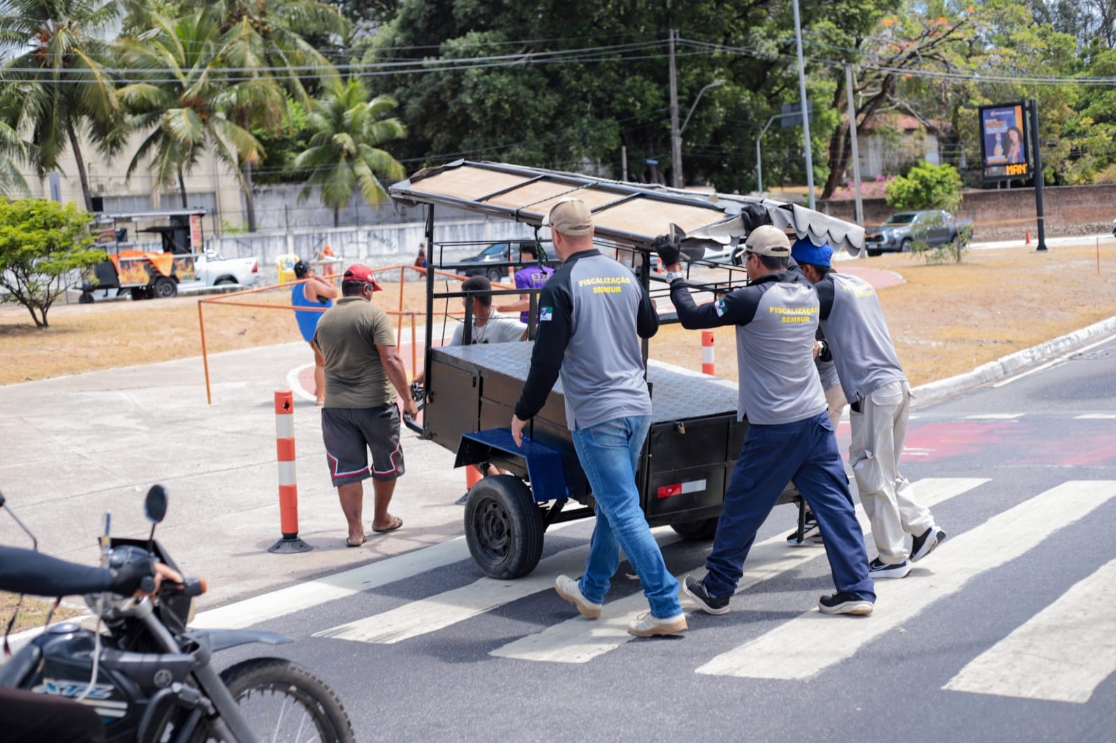 Semsur inicia ordenamento dos ambulantes para atuação no Carnatal