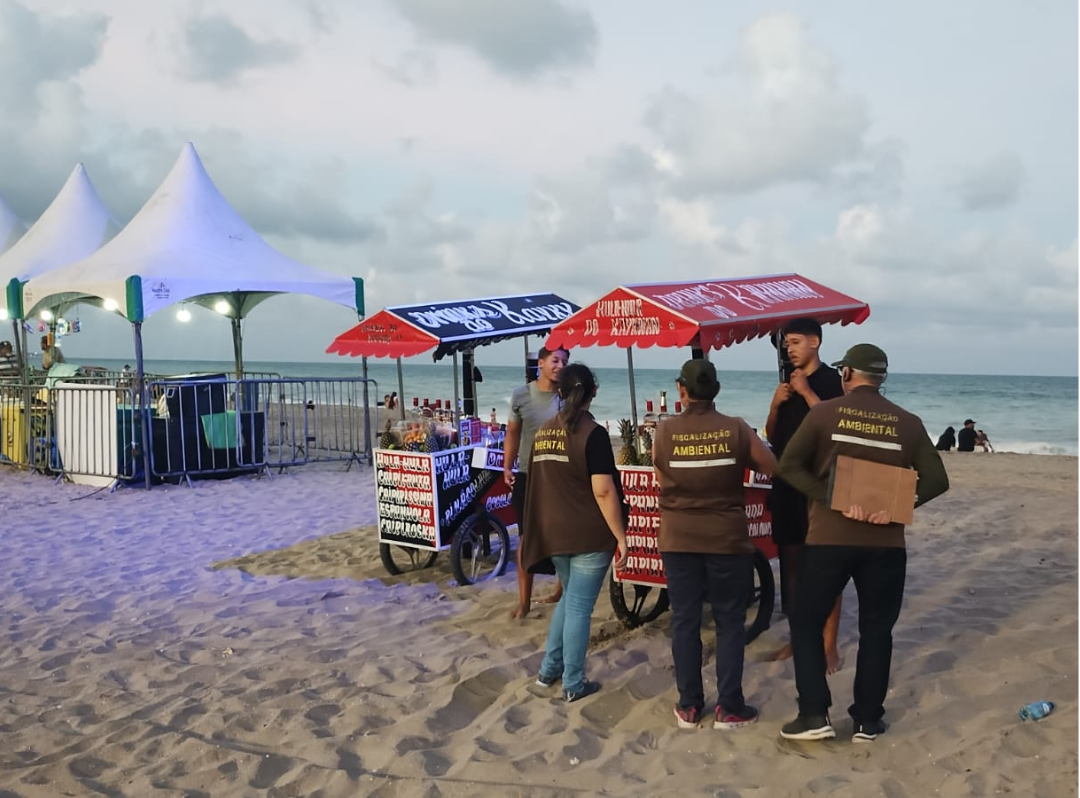 Semurb intensifica fiscalizações durante o Natal em Natal em Ponta Negra