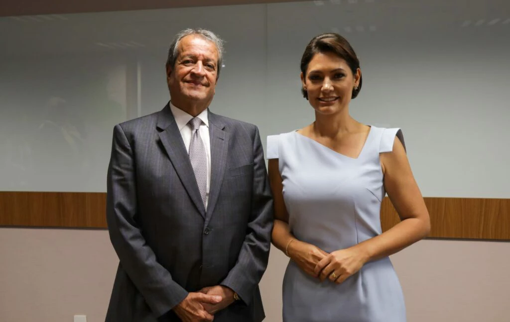 PL afirma ter superado 1 milhão de filiados após campanha