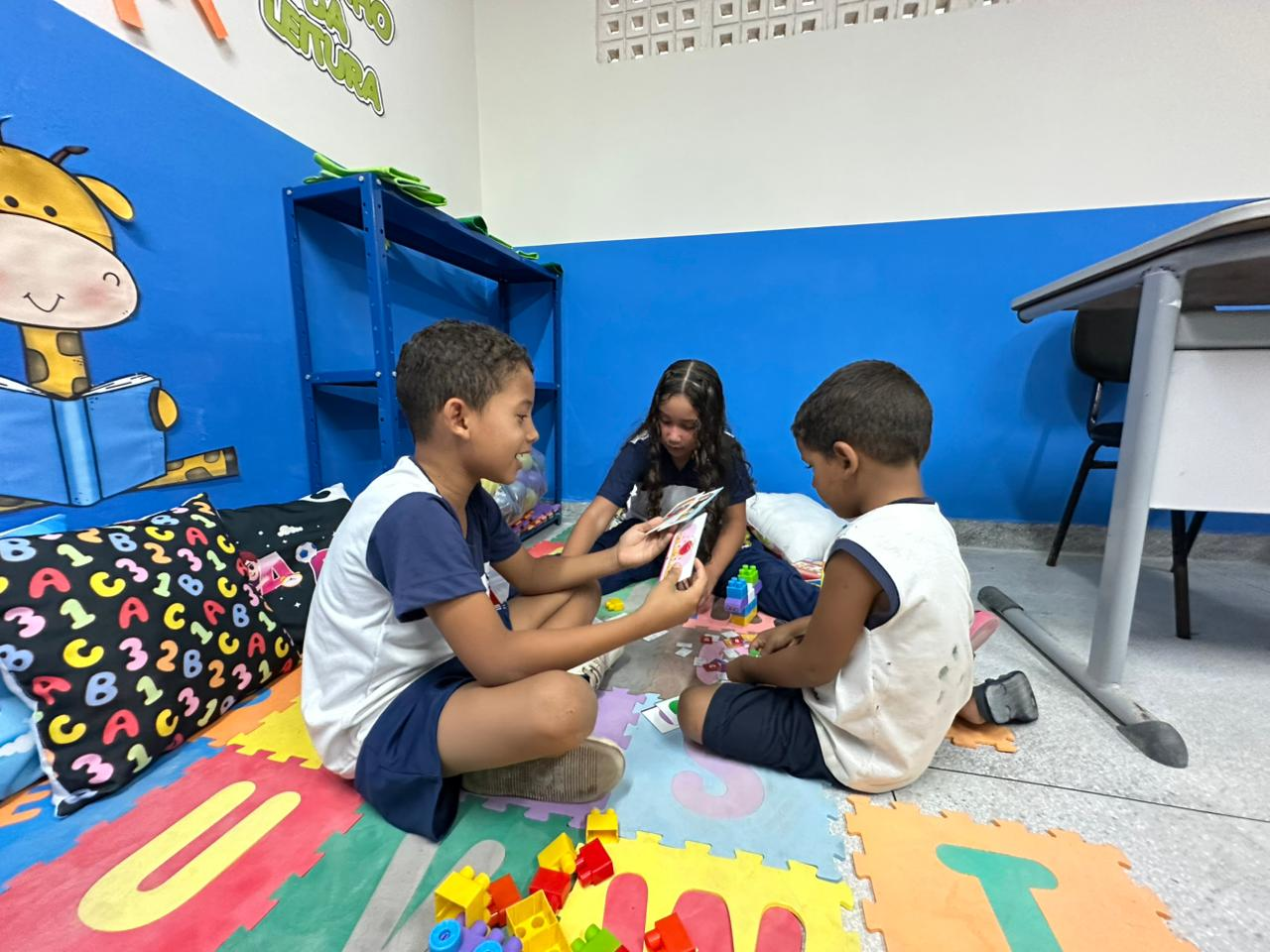 Prefeito Emídio Júnior entrega novas instalações da Escola Santa Luzia de Cajazeiras após reforma