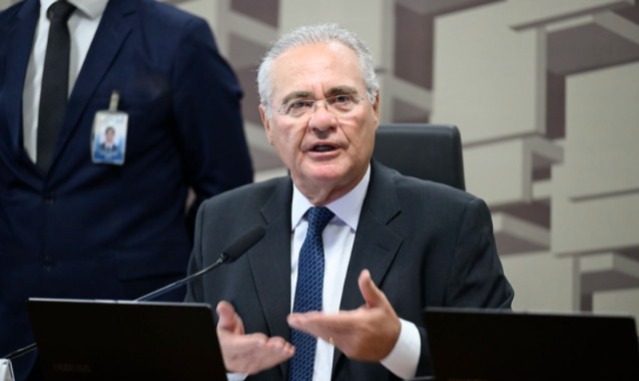 Renan diz que Motta ‘é um dos piores presidentes da Câmara de todos os tempos’