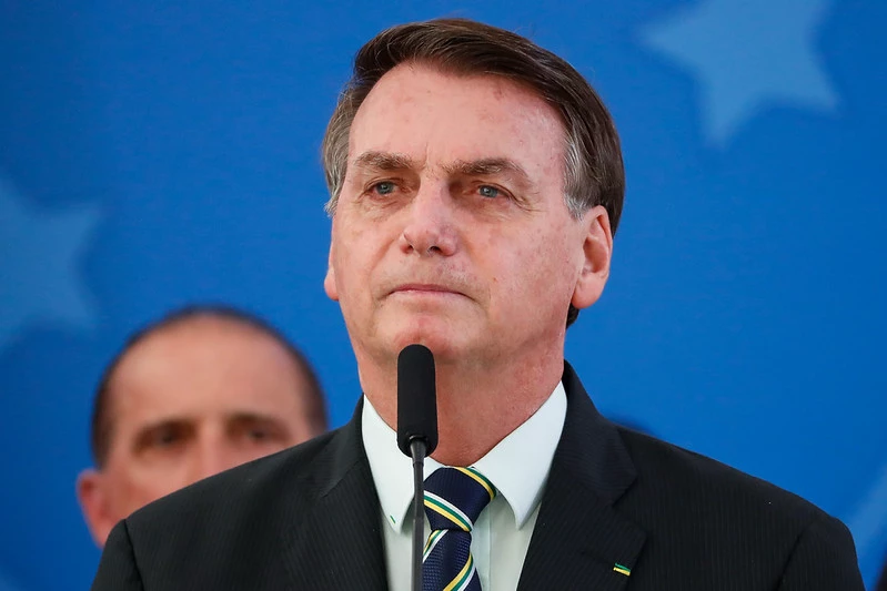 Médico relata que Bolsonaro está deprimido e ansioso