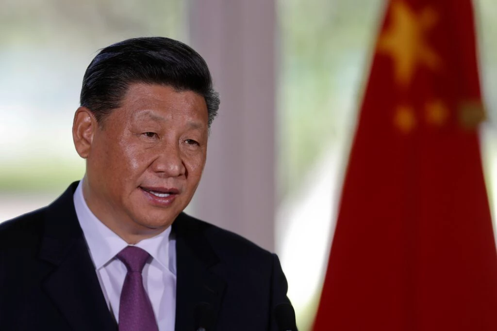 China pede liberação imediata de Maduro e fala em “preocupação”