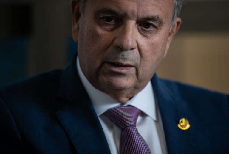 Rogério Marinho abandona disputa no RN para liderar campanha de Flávio Bolsonaro