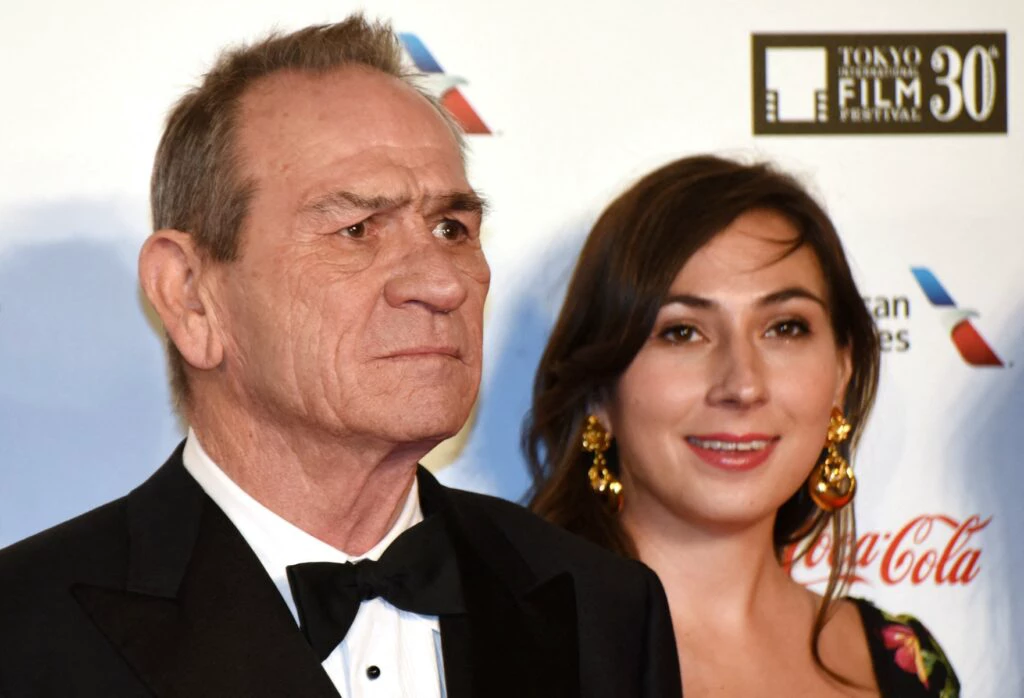 Filha do ator Tommy Lee Jones é encontrada morta aos 34 anos