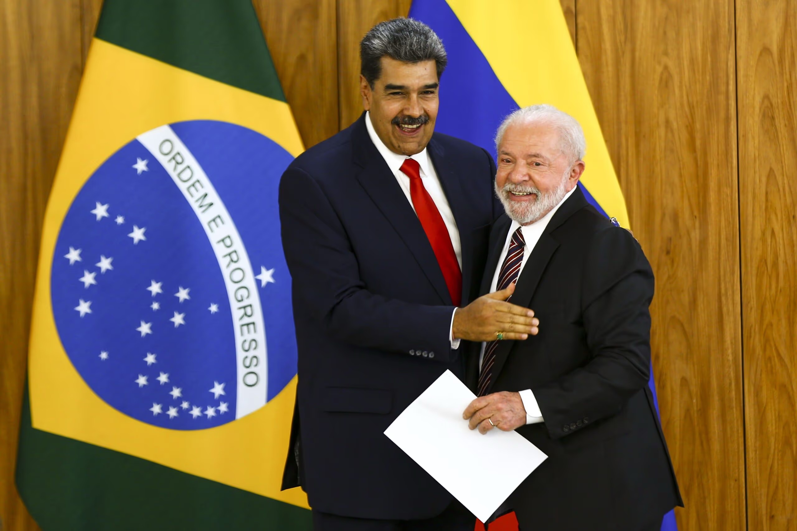 Calote da Venezuela subiu mais de US$ 300 milhões no governo Lula