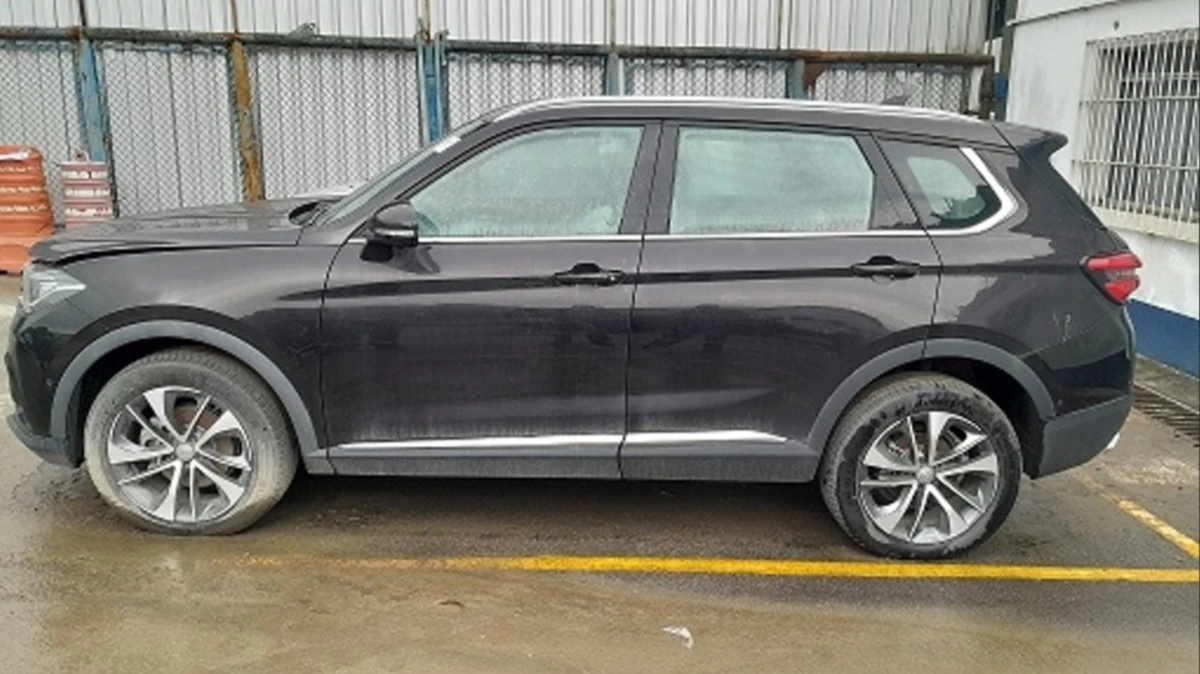 Leilão da Receita tem SUV por R$ 22 mil e Honda Civic por R$ 3,3 mil; saiba como participar