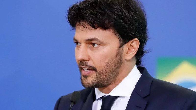 Dono do Banco Master desembolsa milhões e compra projeto do potiguar Fábio Faria; entenda