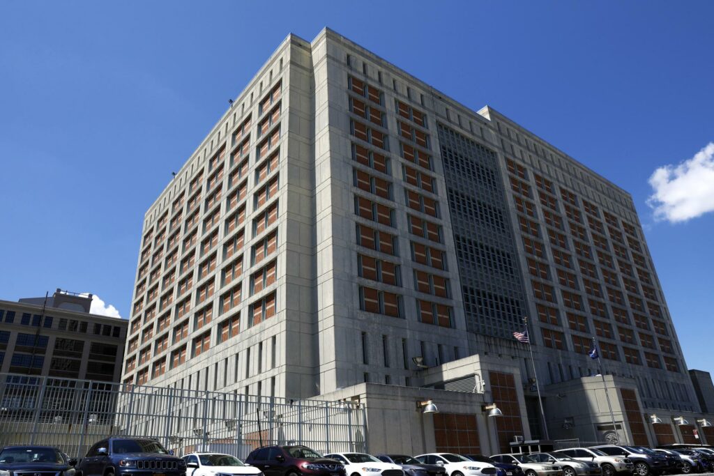De ditador a detento: Presídio no Brooklyn é nova “casa” de Maduro