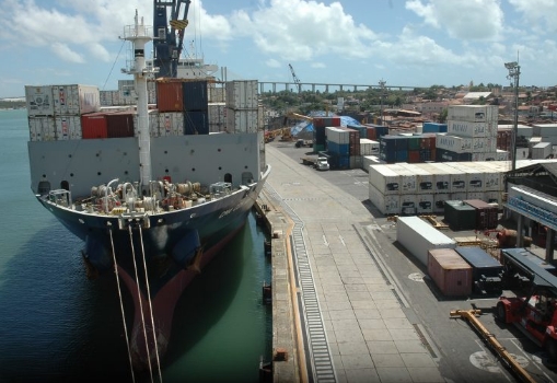 Mesmo sob tarifaço, RN bate recorde no comércio exterior e fecha 2025 com superávit histórico