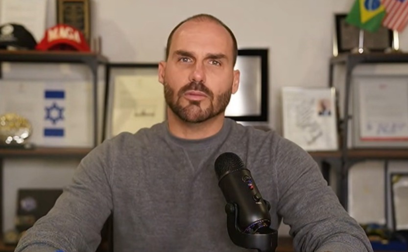 Moraes ‘tem prazer em fazer maldade’, diz Eduardo Bolsonaro