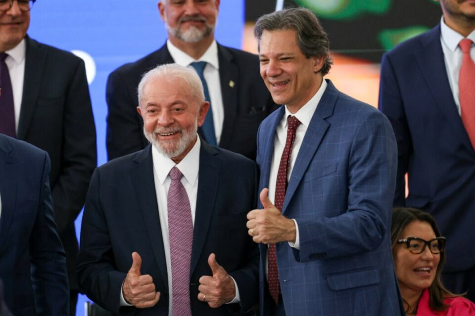 Governo Lula amplia arrecadação e passa a atingir trabalhadores informais