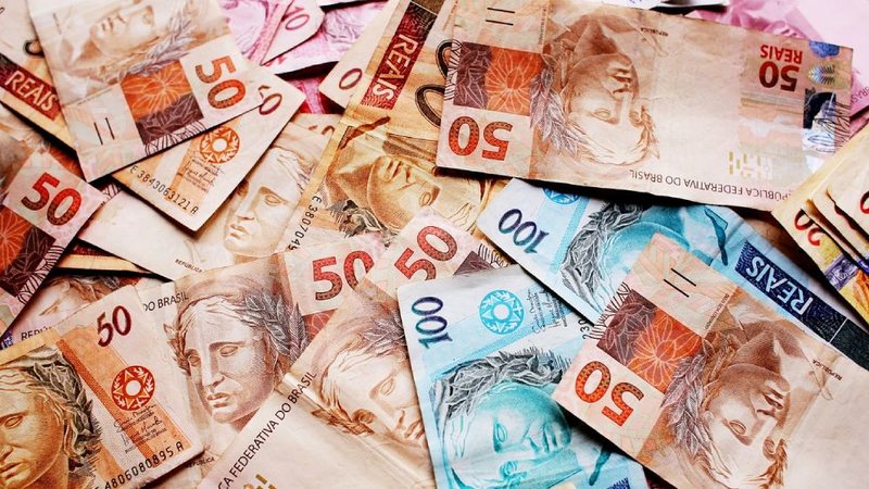 Justiça condena enfermeira a devolver mais de R$ 1 milhão por fraude em maternidade pública no RN