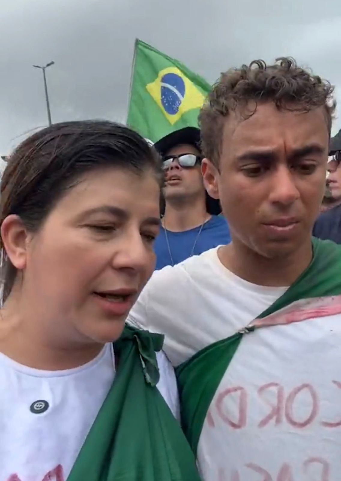 Carla Dickson assume o protagonismo feminino conservador e representa o RN na caminhada de Nikolas Ferreira, em Brasília