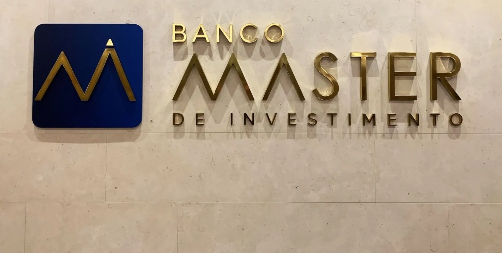 BC aciona MPF para bloquear R$10 bilhões ligados ao Banco Master